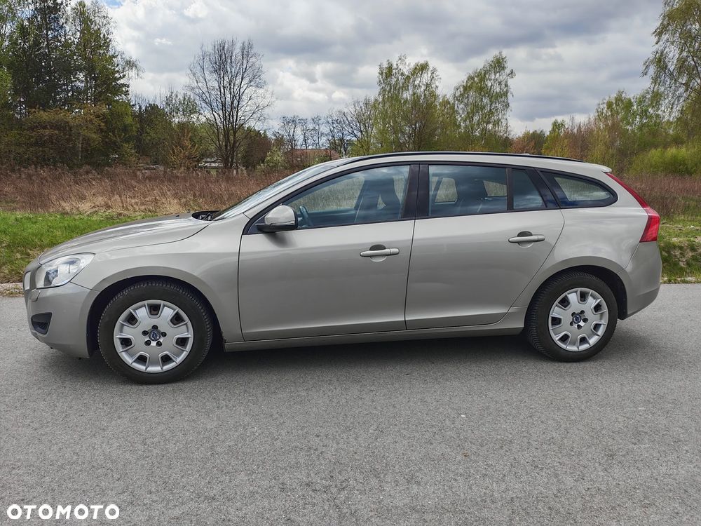 Volvo V60 DRIVe Kinetic - 8