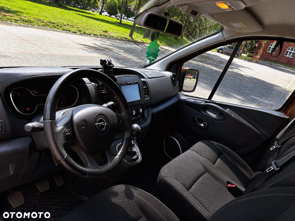 Opel Vivaro L2H1 2.9t Edition Tour - 10