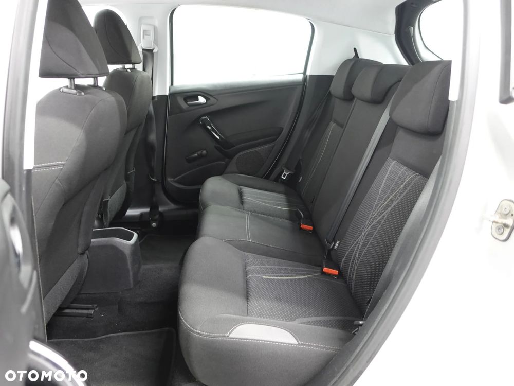 Peugeot 208 82 VTI Active - 21