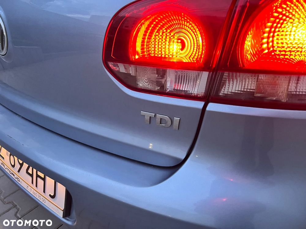 Volkswagen Golf 2.0 TDI Highline - 8