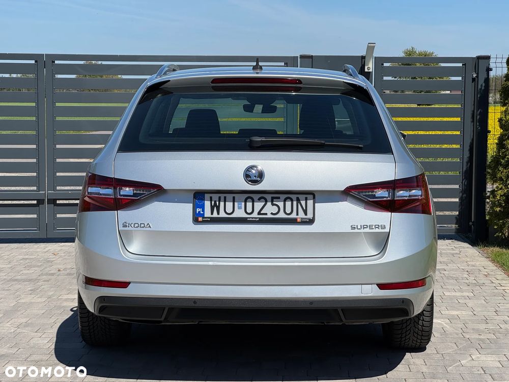Skoda Superb 2.0 TDI Style - 6