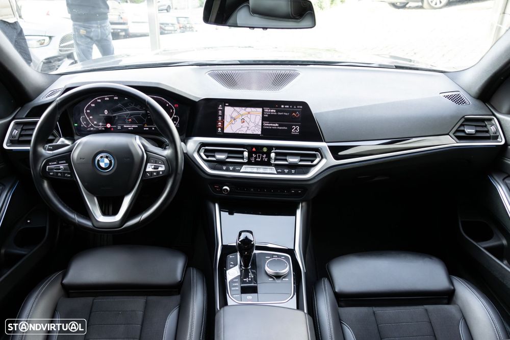 BMW 320 e Line Sport Auto - 14