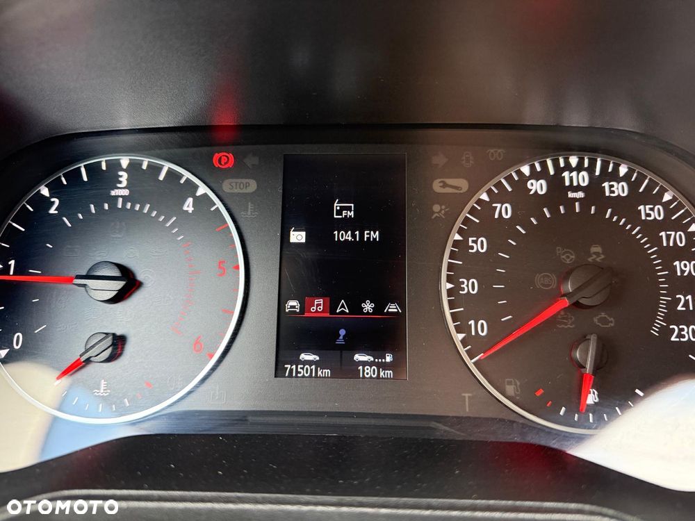 Renault Clio BLUE dCi 85 BUSINESS EDITION - 22