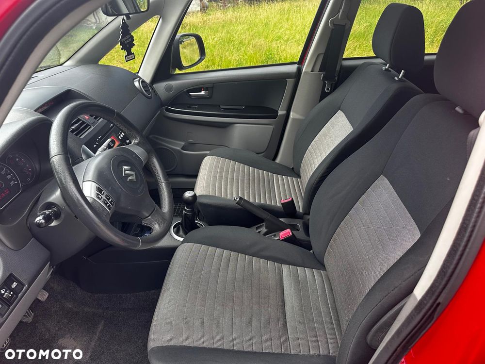 Suzuki SX4 1.6 GLX / Comfort - 22
