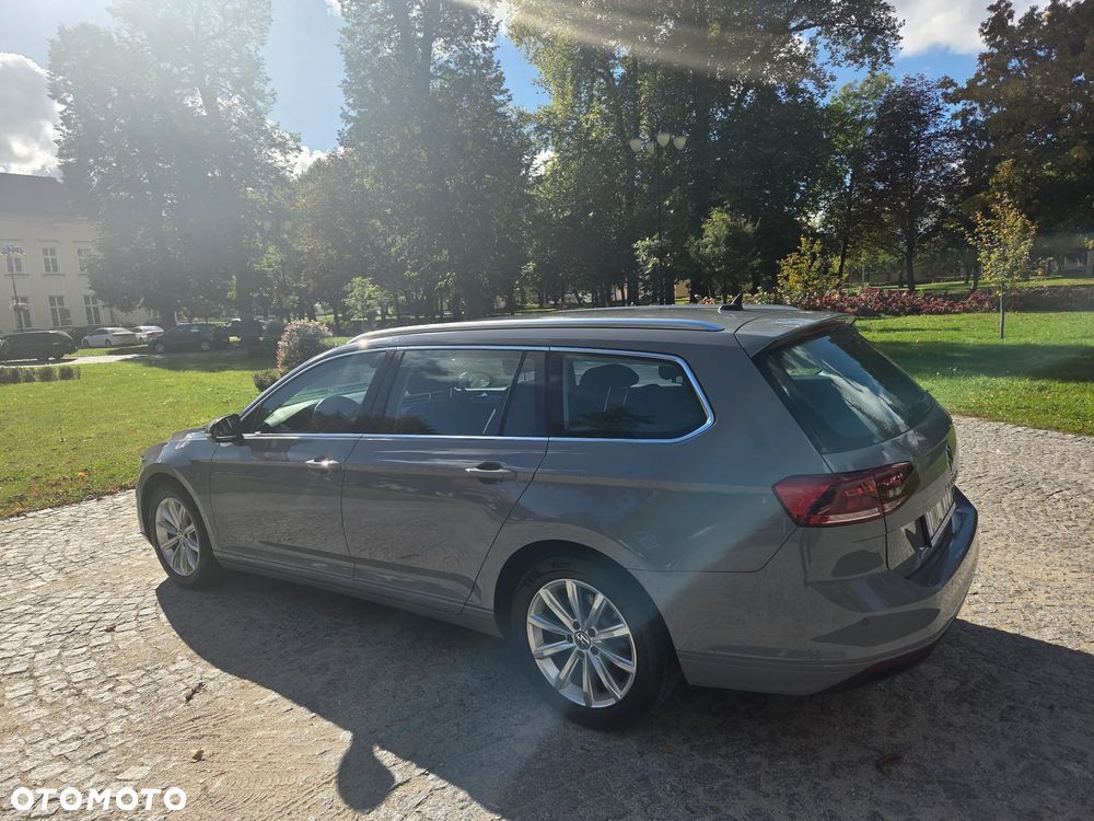 Volkswagen Passat 2.0 TDI SCR Style DSG - 8