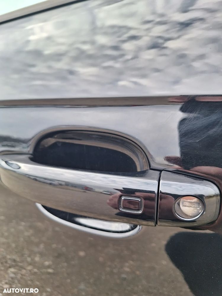 Audi A4 Avant 2.0 TDI DPF quattro Attraction - 11