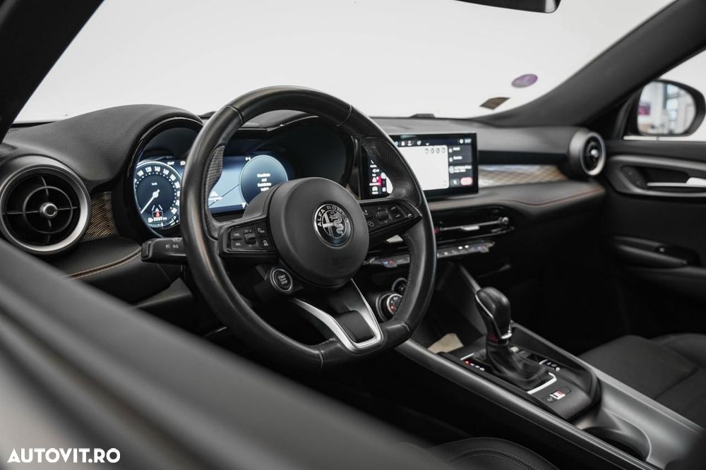 Alfa Romeo Tonale 1.5 VGT Tributo Italiano - 13