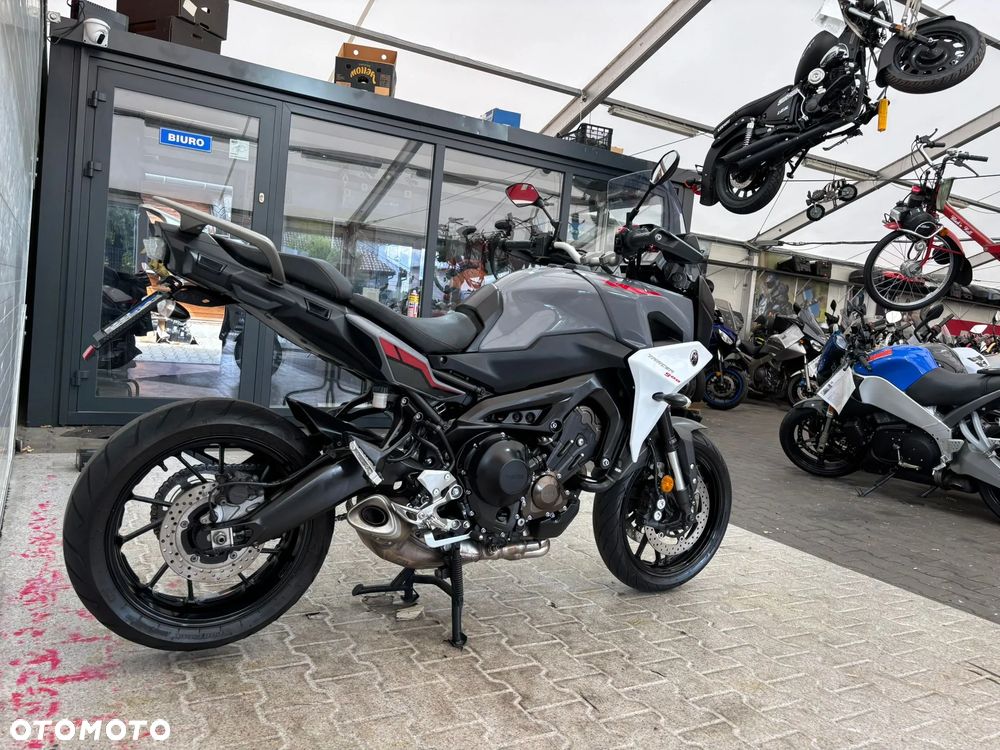 Yamaha MT - 16
