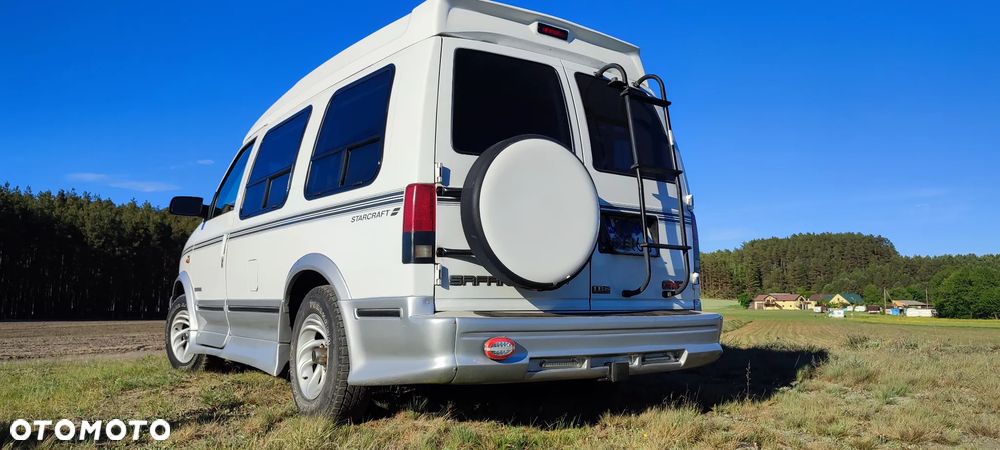 GMC Safari - 33