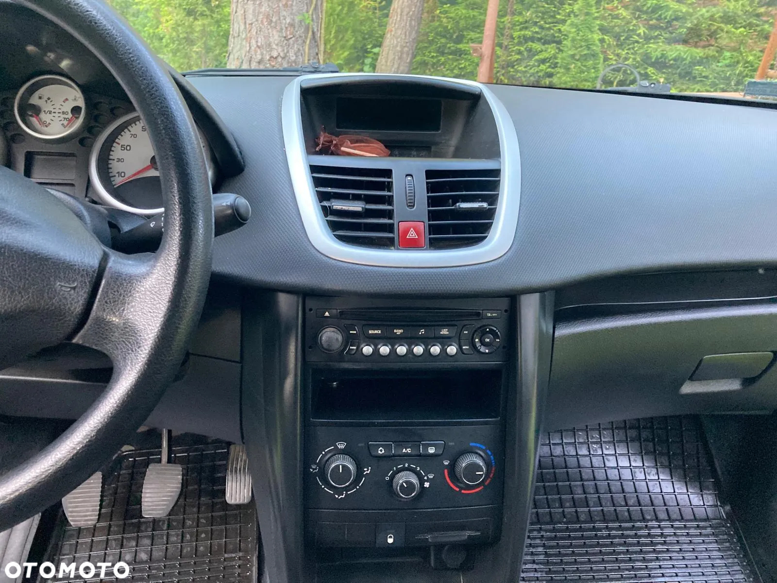 Peugeot 207 1.4 HDi Millesim 200 - 6