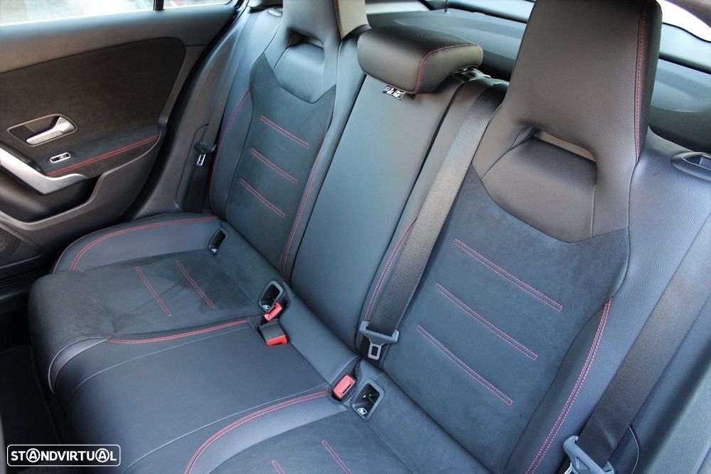 Mercedes-Benz A 200 d 8G-DCT AMG Line - 27