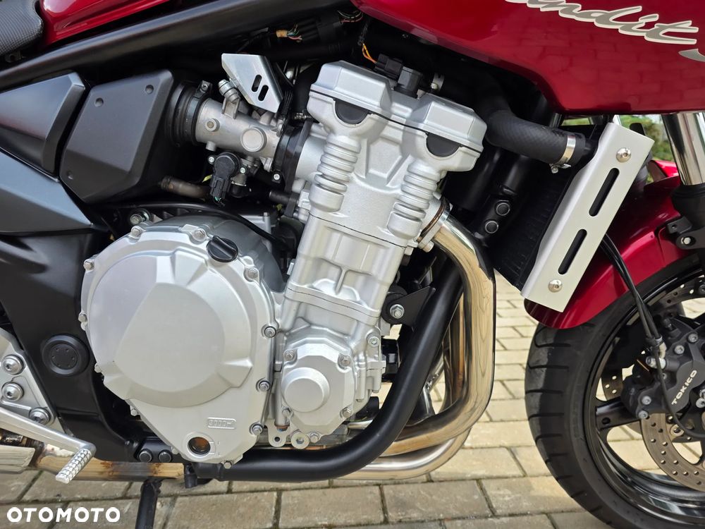Suzuki Bandit - 37