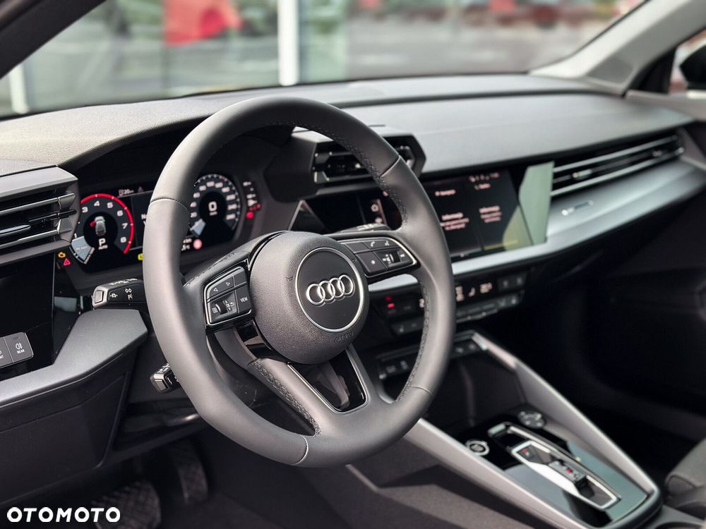 Audi A3 Sportback - 18