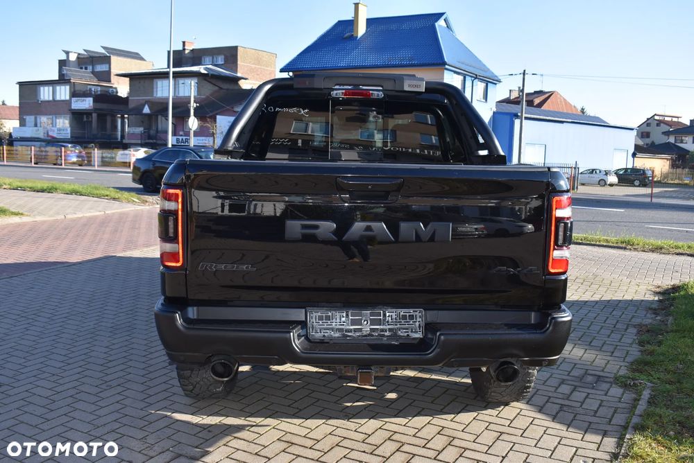 Dodge RAM - 6