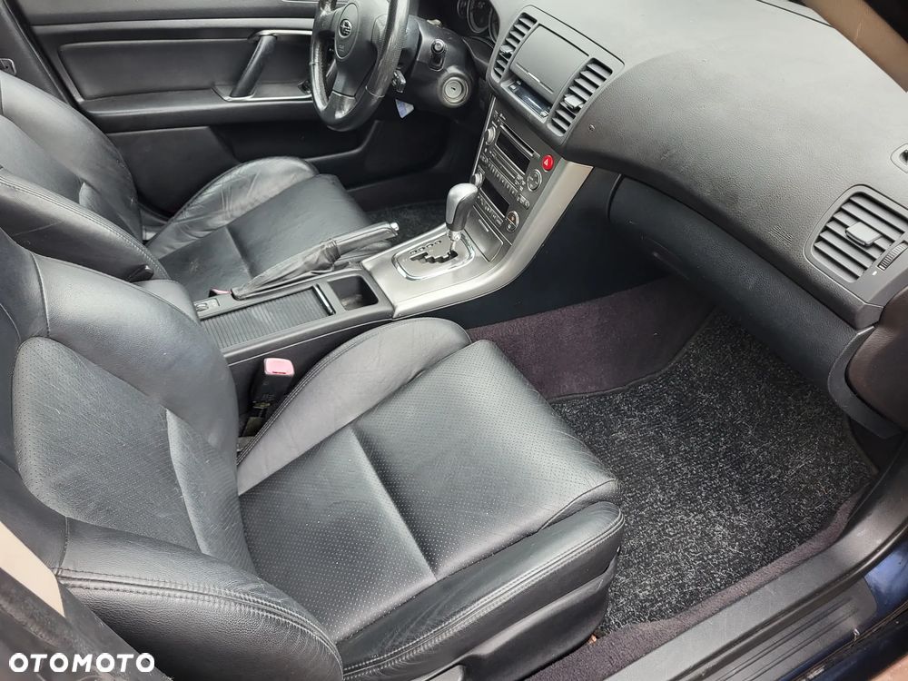 Subaru Legacy 2.5i AT - 7
