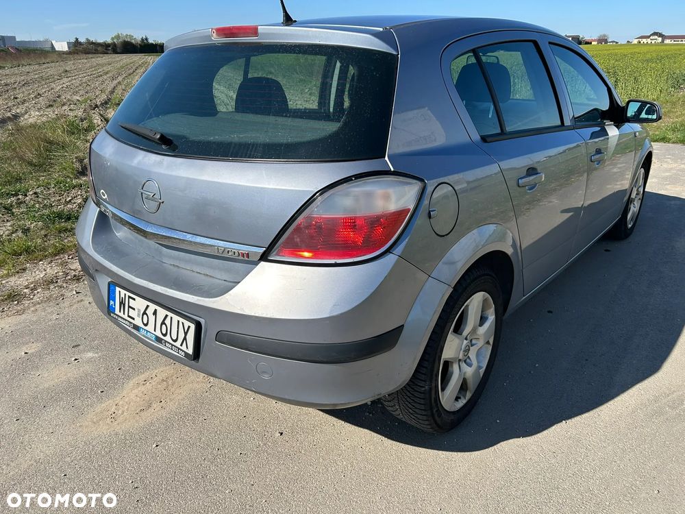 Opel Astra 1.7 CDTI Enjoy - 6