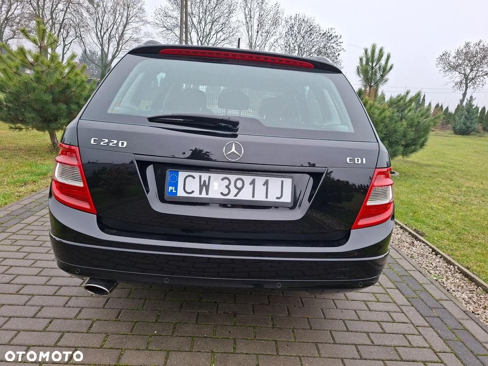 Mercedes-Benz Klasa C 220 CDI DPF BlueEFFICIENCY - 10