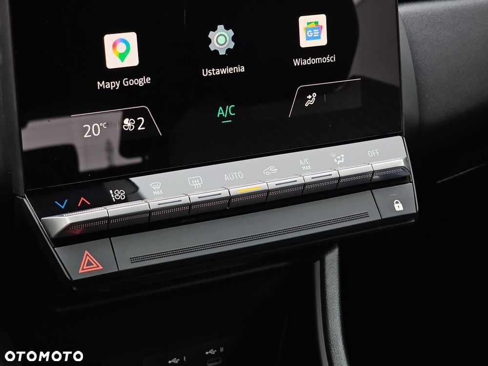 Renault Captur - 22