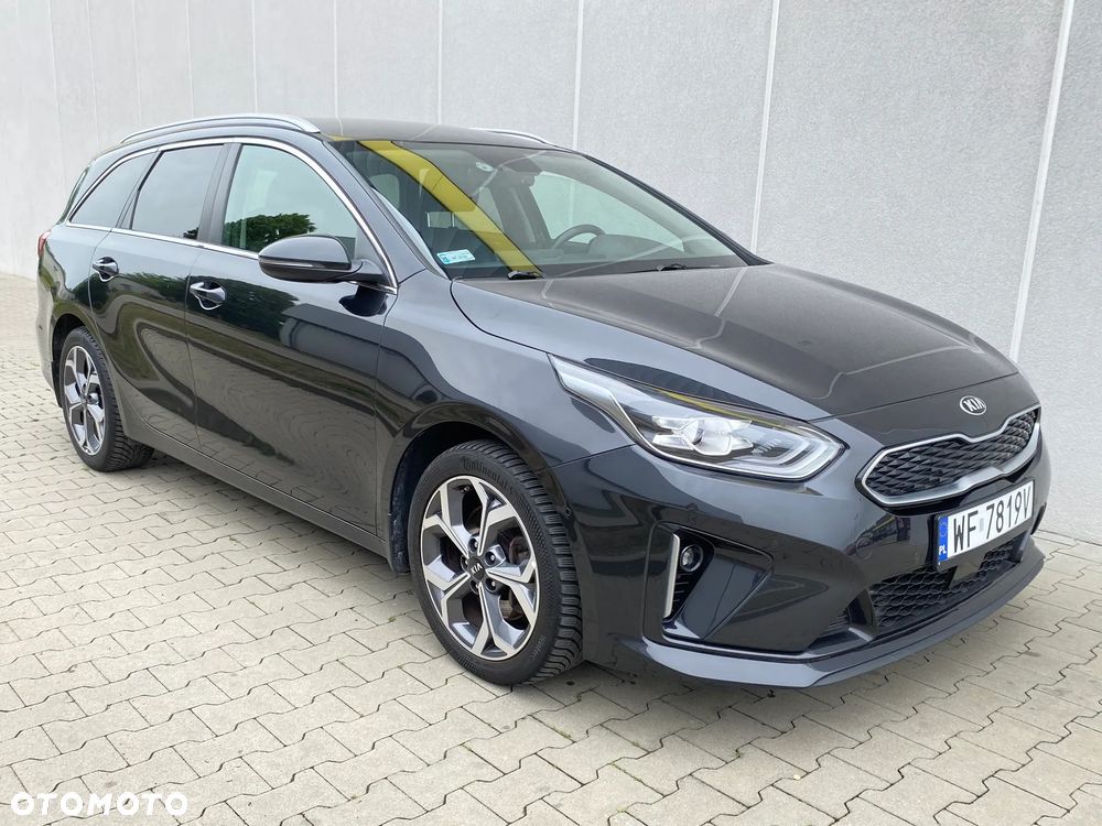 Kia Ceed 1.6 GDI PHEV Business Line DCT - 1