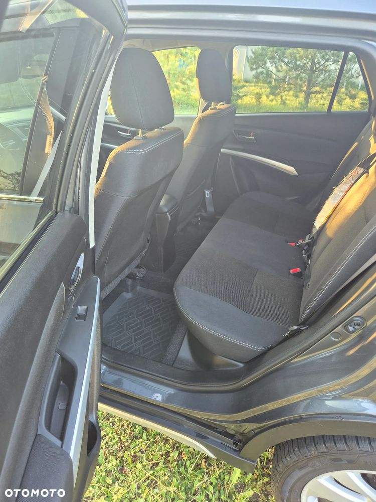 Suzuki SX4 S-Cross - 12