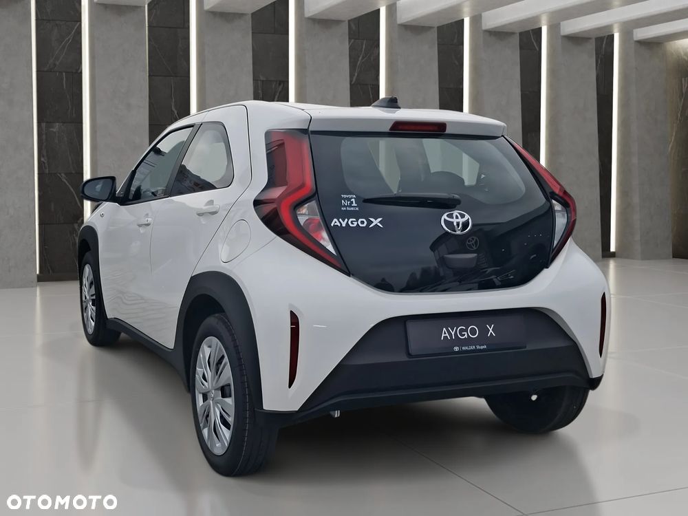 Toyota Aygo X 1.0 VVT-i Comfort CVT - 8