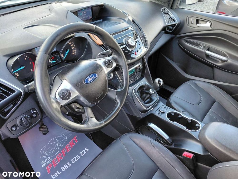 Ford Kuga - 12