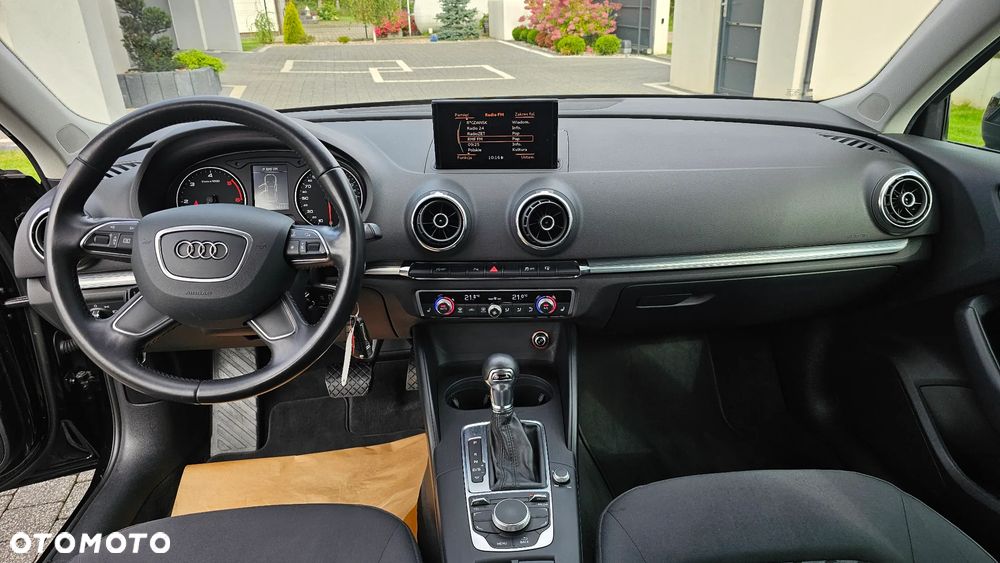 Audi A3 Sportback 2.0 TDI S tronic - 12