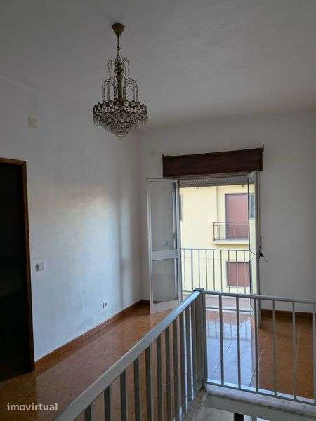 Casa para venda em Amiais de Baixo - Grande imagem: 2/6