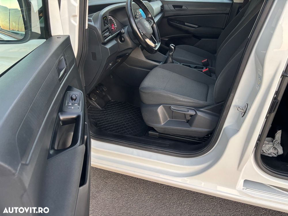 Volkswagen Caddy - 10