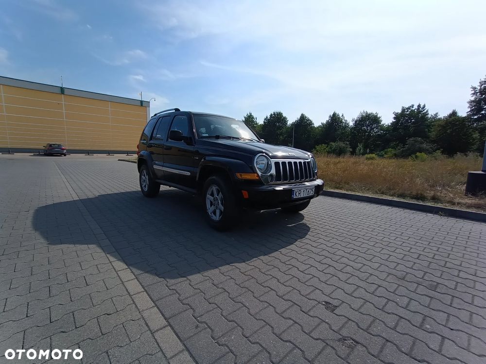 Jeep Liberty - 3