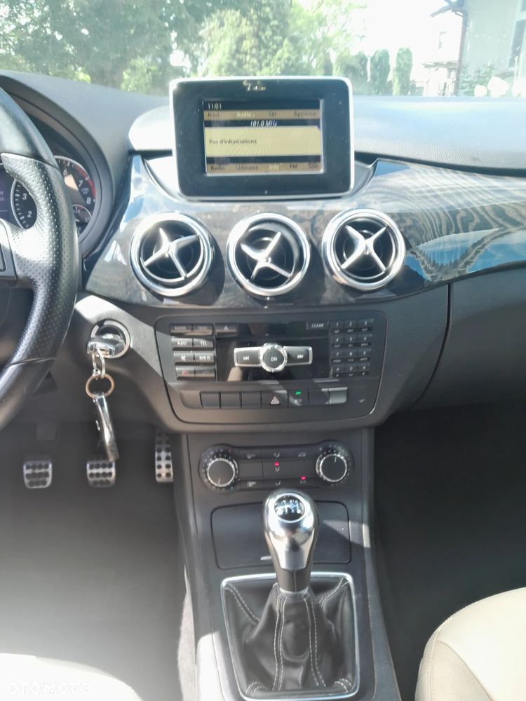 Mercedes-Benz Klasa B 180 BlueEFFICIENCY Edition - 7