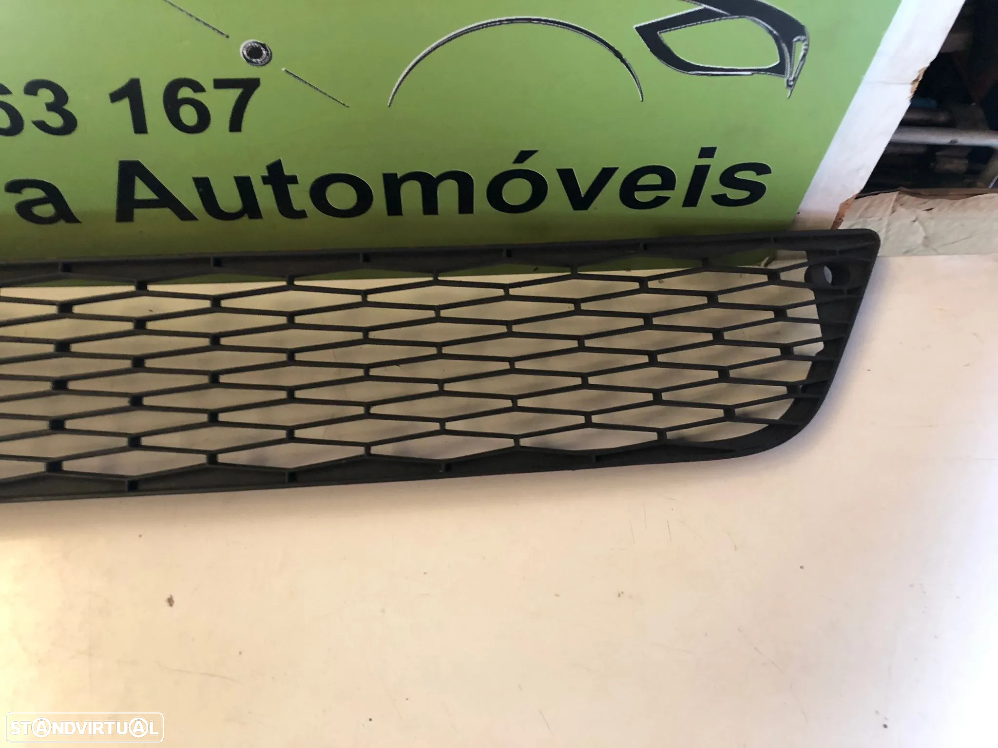 SEAT LEON 5F GRELHA PARA CHOQUES FRENTE - G115 - 4