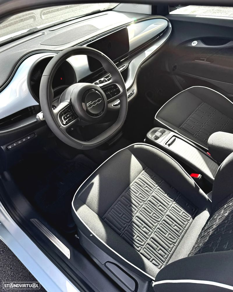 Fiat 500e 42kWh ICON - 4