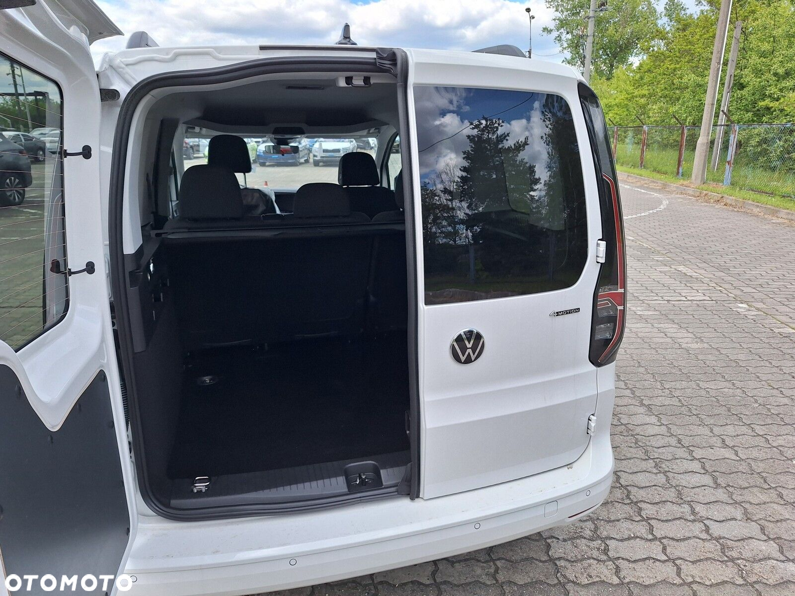 Volkswagen Caddy - 16