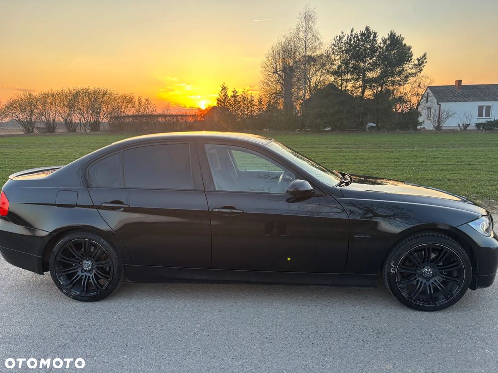 BMW Seria 3 318i - 7