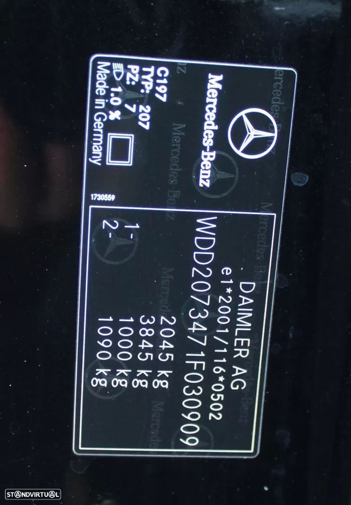 Mercedes-Benz E 250 CGI Elegance BlueEfficiency - 17