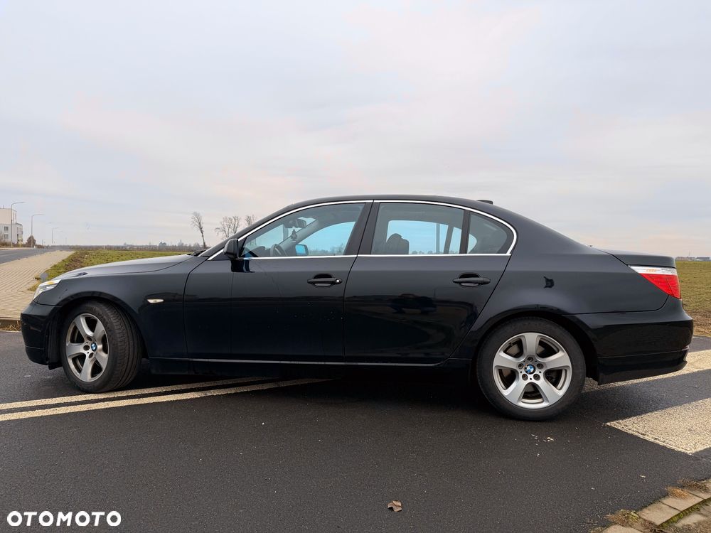 BMW Seria 5 525i Edition Exclusive - 8