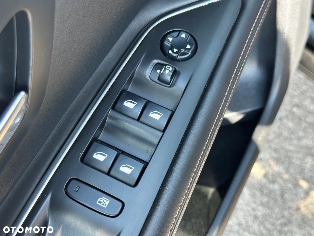 Peugeot 3008 BlueHDi 180 Stop & Start EAT8 GT - 26