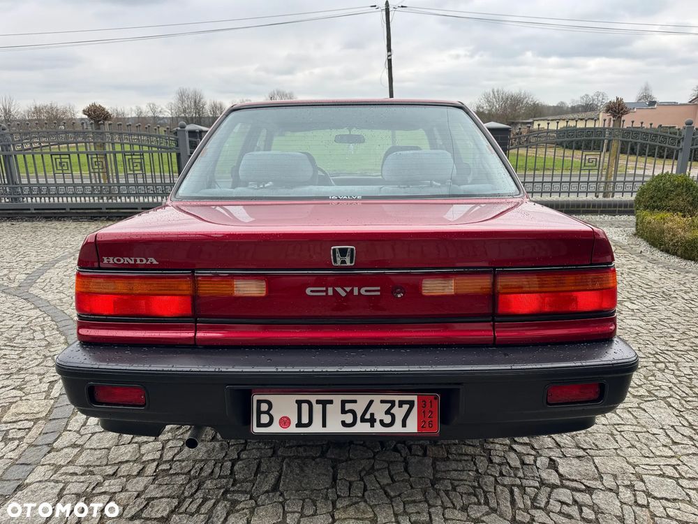 Honda Civic 1.5i - 6