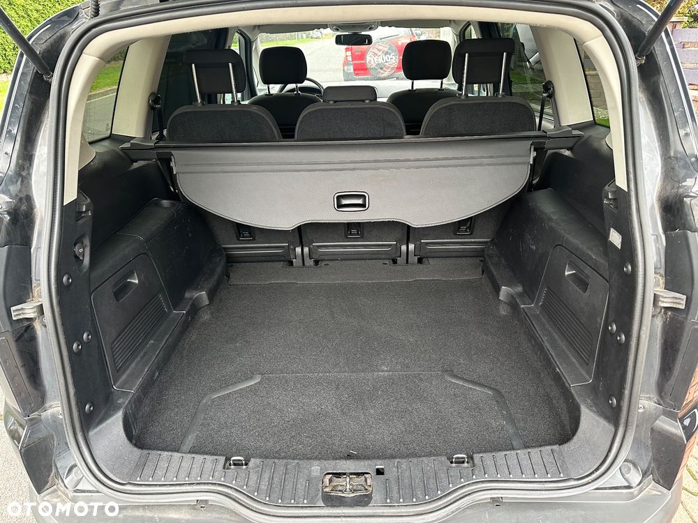 Ford S-Max 2.0 TDCi DPF Titanium - 17