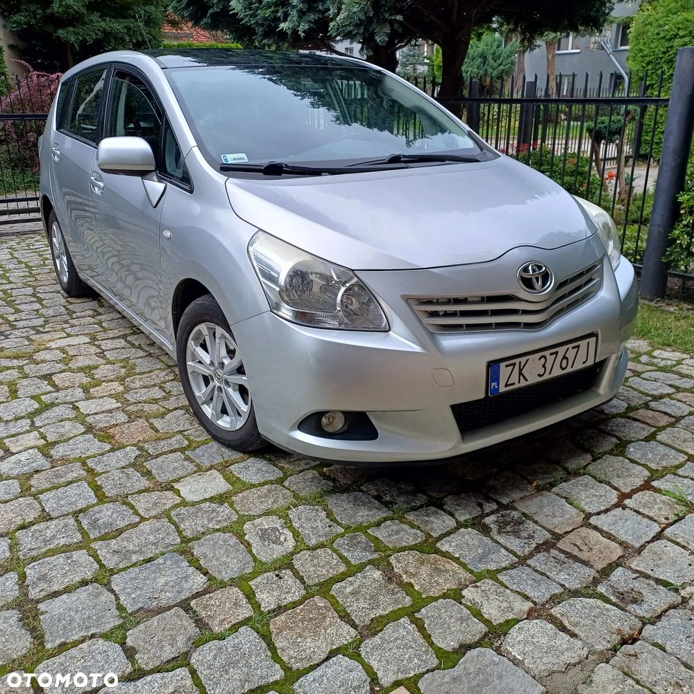 Toyota Verso 2.0 D-4D Premium - 17