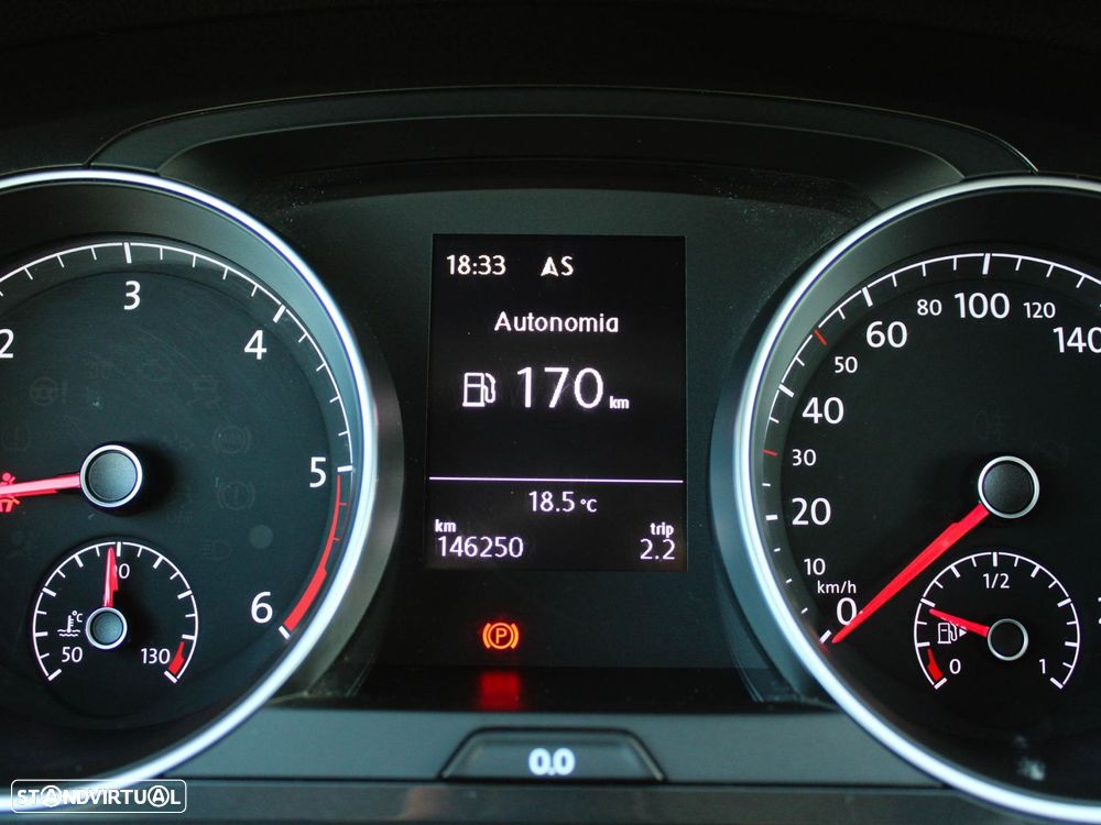 VW Golf Variant 2.0 TDi Confortline - 24
