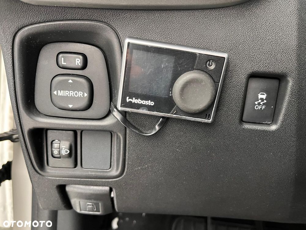 Toyota Aygo x-clusiv - 12