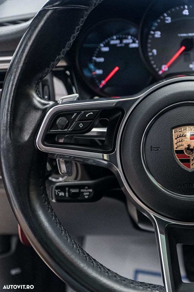 Porsche Macan S - 21