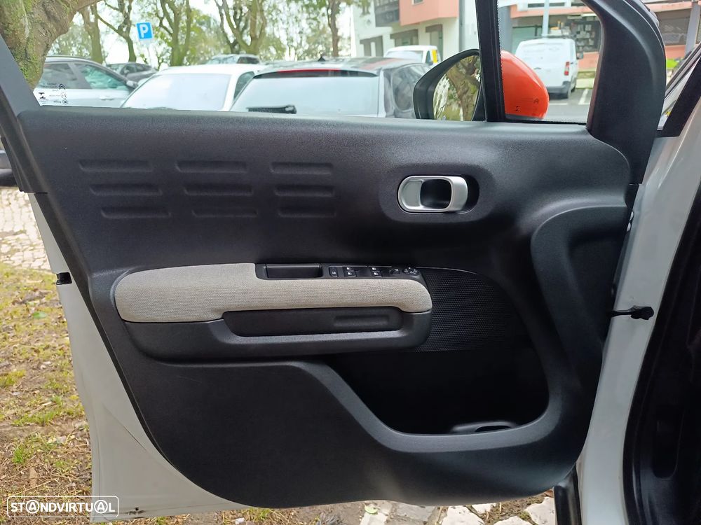 Citroën C3 Aircross PureTech 130 Stop & Start EAT6 OPF SHINE - 10