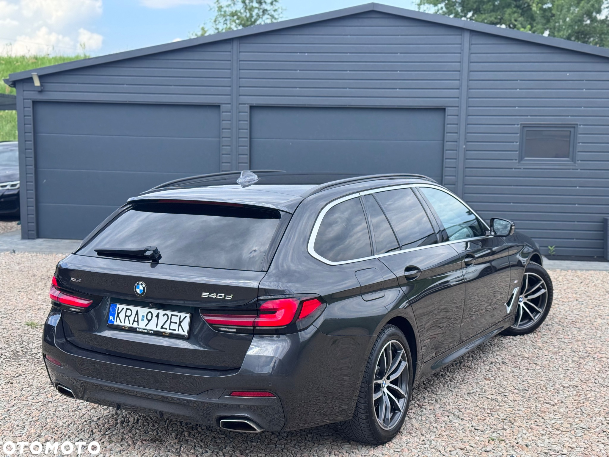 BMW Seria 5 540d xDrive Touring M Sport Edition - 14