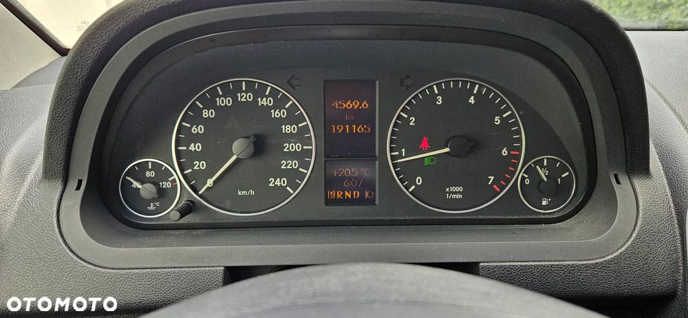 Mercedes-Benz Klasa A 150 Autotronic Avantgarde - 12