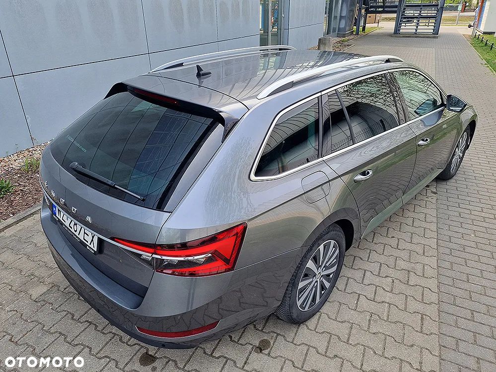 Skoda Superb 2.0 TDI SCR Style DSG - 23