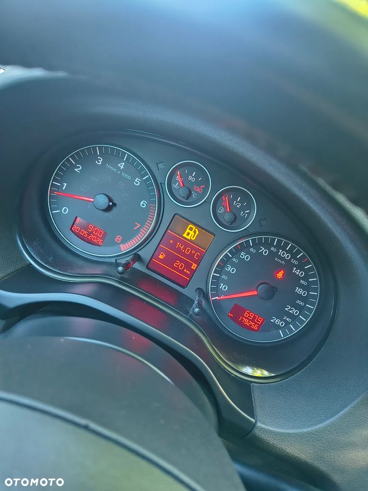 Audi A3 3-drzwiowe 1.4 TFSI Ambition - 14