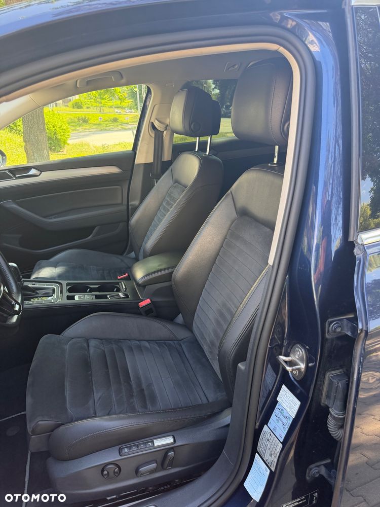 Volkswagen Passat - 27